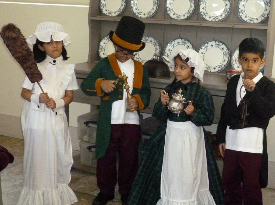 Dressing up at Valentines Mansion